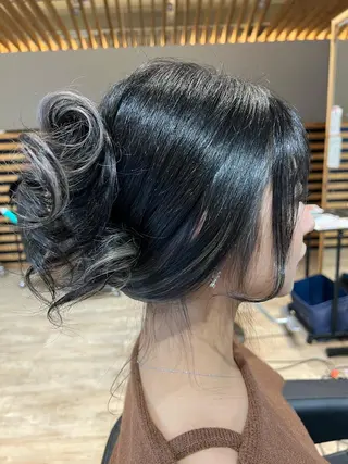 カラー 早川 真幸のヘアスタイル