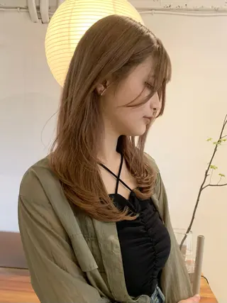 セミロング カラー 落合希 Olivebeigeのヘアスタイル