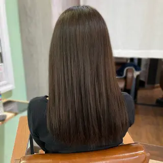 セミロング カラー saaya💙 ブリーチなしカラーのヘアスタイル