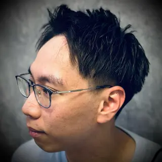 ミディアム ✂️佐藤 洸成✂️のヘアスタイル