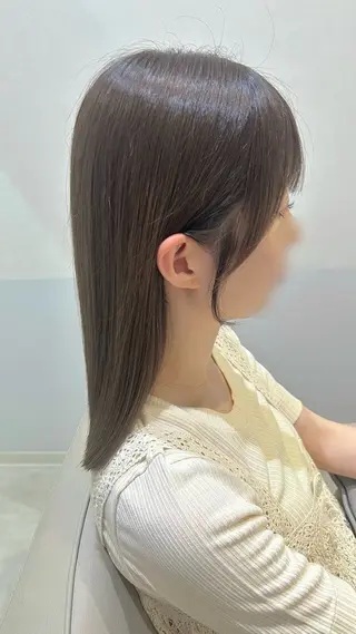 セミロング カラー Eleanor枚方店 店長　飛鳥　薫のヘアスタイル