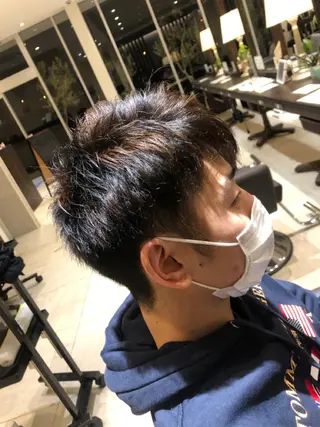 カラー メンズ 櫻井 麻彩のヘアスタイル