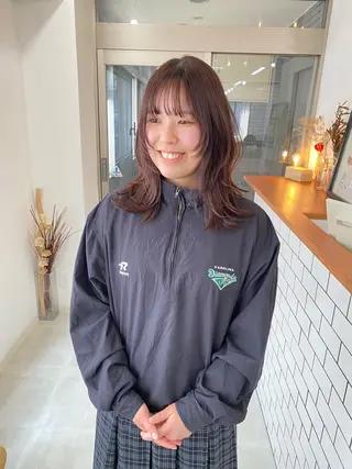 セミロング 川野 彩海のヘアスタイル