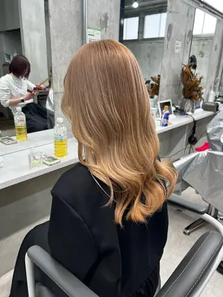 セミロング カラー Alma four /モリモト スズカのヘアスタイル