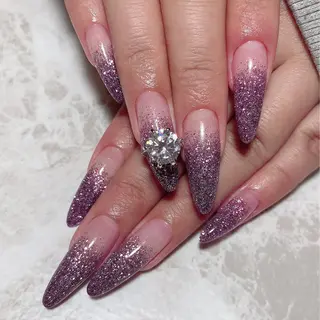 ネイル Nail salon EM（エム）諸星のネイルデザイン