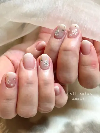 ネイル 永由 光歩のネイルデザイン