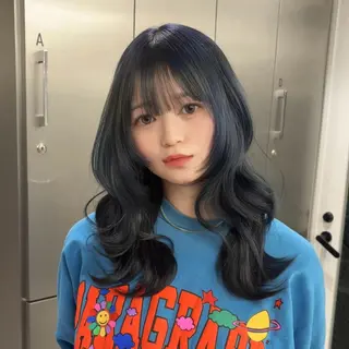 ミディアム カラー 🤍Suzuka🤍 ハイトーン/ブリーチのヘアスタイル