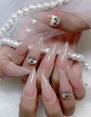 ネイル B·U Nail大宮 長さだし専門店のネイルデザイン