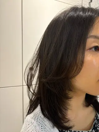 ロング 飯ヶ谷 成海のヘアスタイル