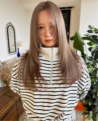 セミロング カラー ヘアアレンジ 縮毛矯正履歴からの ブリーチ /mamiのヘアスタイル