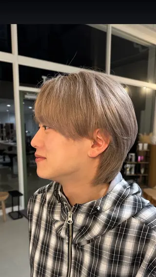 カラー 彦坂 柚羽のヘアスタイル