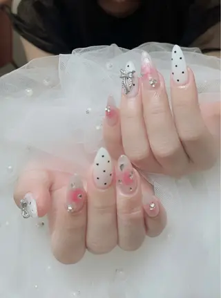 ネイル Amina nail salonのネイルデザイン
