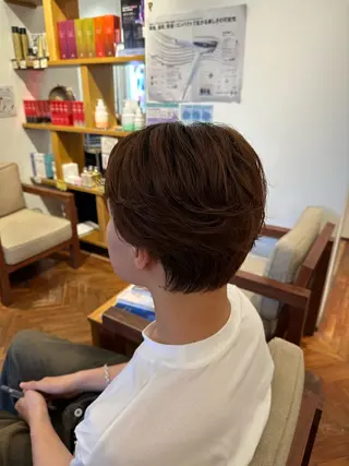 ショート パーマ メンズ 鈴木 優斗のヘアスタイル