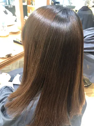 セミロング 縮毛矯正 髪質改善 韓国風レイヤー 吉田のヘアスタイル