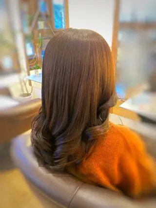 ロング 谷口 幸衣のヘアスタイル