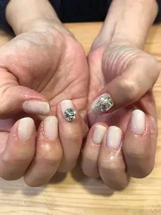 ネイル 佐藤  悠子のネイルデザイン