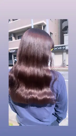 ロング SEAM アキホのヘアスタイル