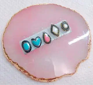 ネイル CROWN プライベートサロンのネイルデザイン