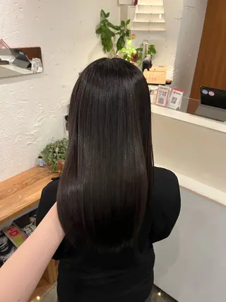 ロング カラー 栗林 惟のヘアスタイル
