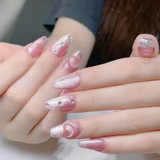 ネイル Queens 榊 まおのネイルデザイン