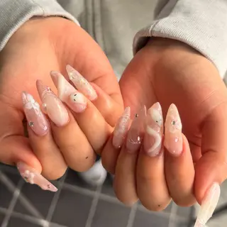 ロング 小川 柚香のネイルデザイン