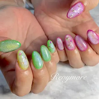 ミディアム ネイル nail salon Revymoreのネイルデザイン