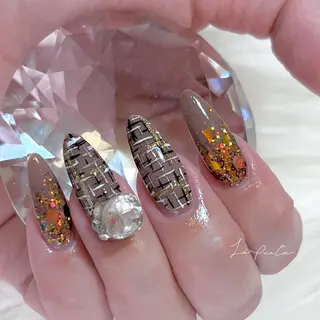 ネイル LAPUTA nailのネイルデザイン