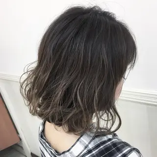 ショート カラー ブリーチ/バレイヤ ージュ川端裕司のヘアスタイル