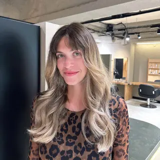 ロング 🌟難波/EIGHT 副店長RIKOのヘアスタイル