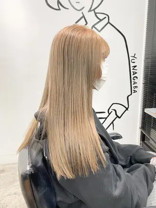 ロング カラー 似合わせベージュ 🍯ayumi🍯のヘアスタイル