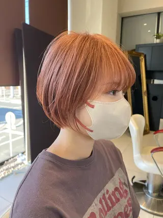 ショート ブリーチ/ハイトーン SERINAのヘアスタイル