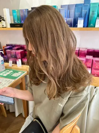 セミロング カラー ヘアアレンジ merc. 🩵せのおのヘアスタイル