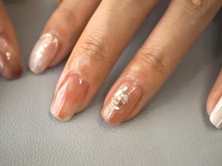ネイル glaNje部谷 (オーナー)のネイルデザイン