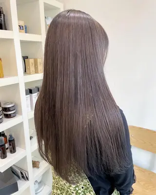 ロング カラー mir MIYUのヘアスタイル