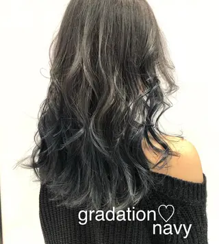 ロング カラー 相川 愛実のヘアスタイル