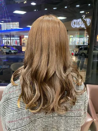 セミロング カラー 🩰 艶髪美髪 shiori🫧のヘアスタイル