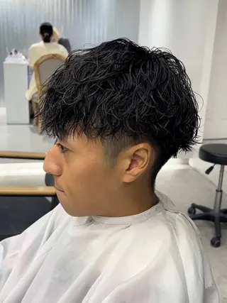 パーマ メンズ 透け感ベージュ ／ミハルのヘアスタイル