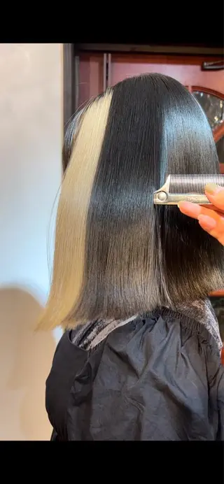 ミディアム カラー 那須野 美月のヘアスタイル