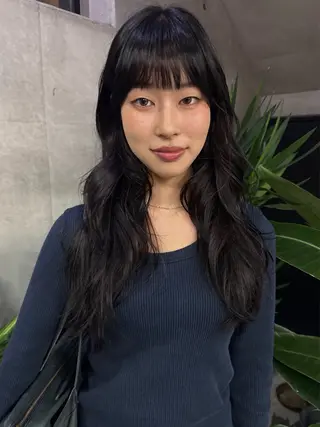 ロング レイヤーカット\ウル フ　chinatsuのヘアスタイル