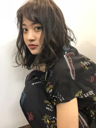 ロング カラー パーマ 安達 俊亮のヘアスタイル