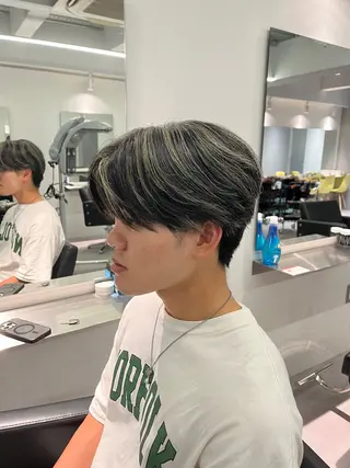 ミディアム カラー メンズ 高橋 周のヘアスタイル