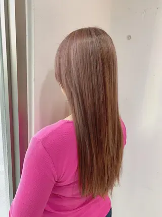 セミロング カラー 白髪ぼかしハイライト 柳川拓哉のヘアスタイル