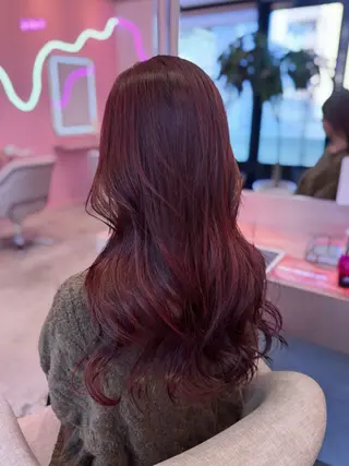 ロング 艶カラー✨レイヤー 𝐚𝐲𝐚𝐤𝐚のヘアスタイル