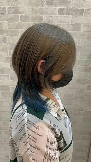ミディアム Well's TAIGAのヘアスタイル