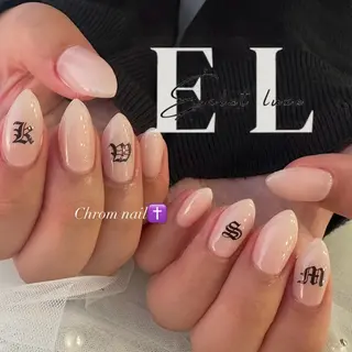 ネイル 倉石 百恵のネイルデザイン