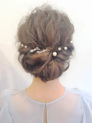 セミロング ヘアアレンジ 秋谷 伸江のヘアスタイル