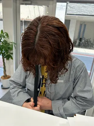 ショート パーマ 秋津 琉花のヘアスタイル