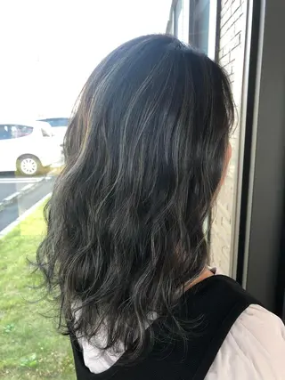 ミディアム カラー 大塚 貴之のヘアスタイル
