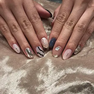 ネイル パラあり！フィルイン 美フォルムのネイルデザイン