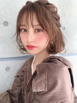 ミディアム カラー ヘアアレンジ 🪞official FRUITS渋谷🩰のヘアスタイル